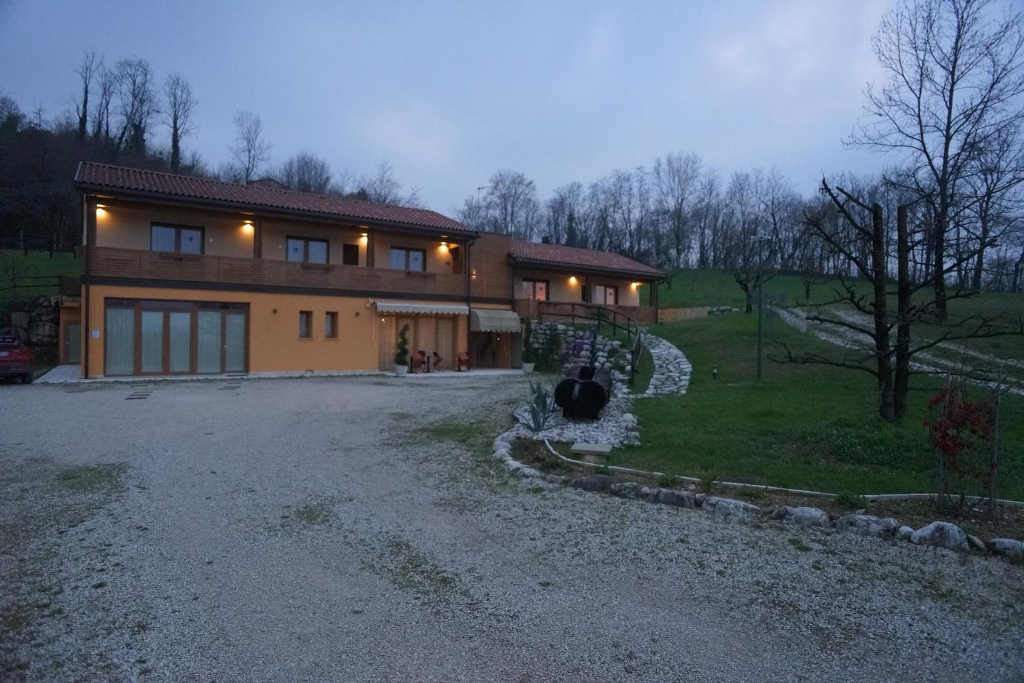 Nikolas' Valley Cornuda Exterior foto